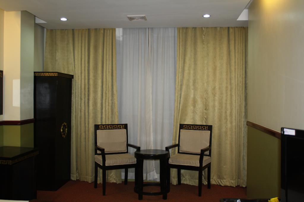 Manila Crown Palace Hotel Rum bild